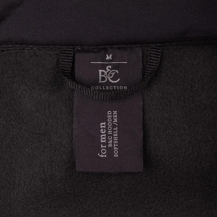 Куртка мужская Hooded Softshell черная арт.JM950002