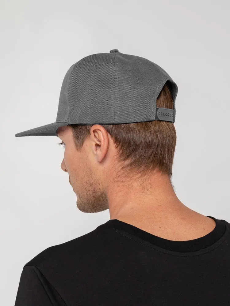 Бейсболка Snapback с прямым козырьком, серая арт.15948.10